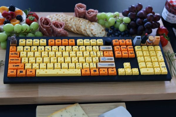 کیبورد پنیری سه‌بعدی