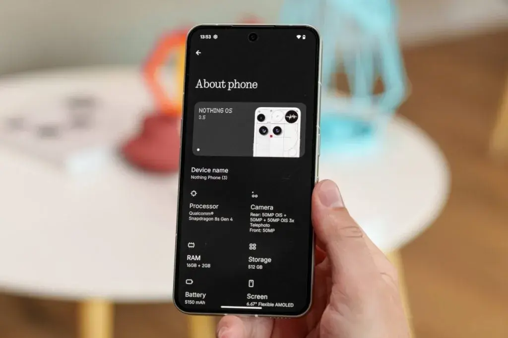 نقد و بررسی ناتینگ فون 3