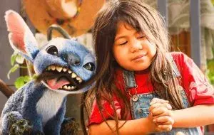 نقد فیلم «لیلو و استیچ»؛ وقتی خانواده معنای خود را از دست می‌دهد