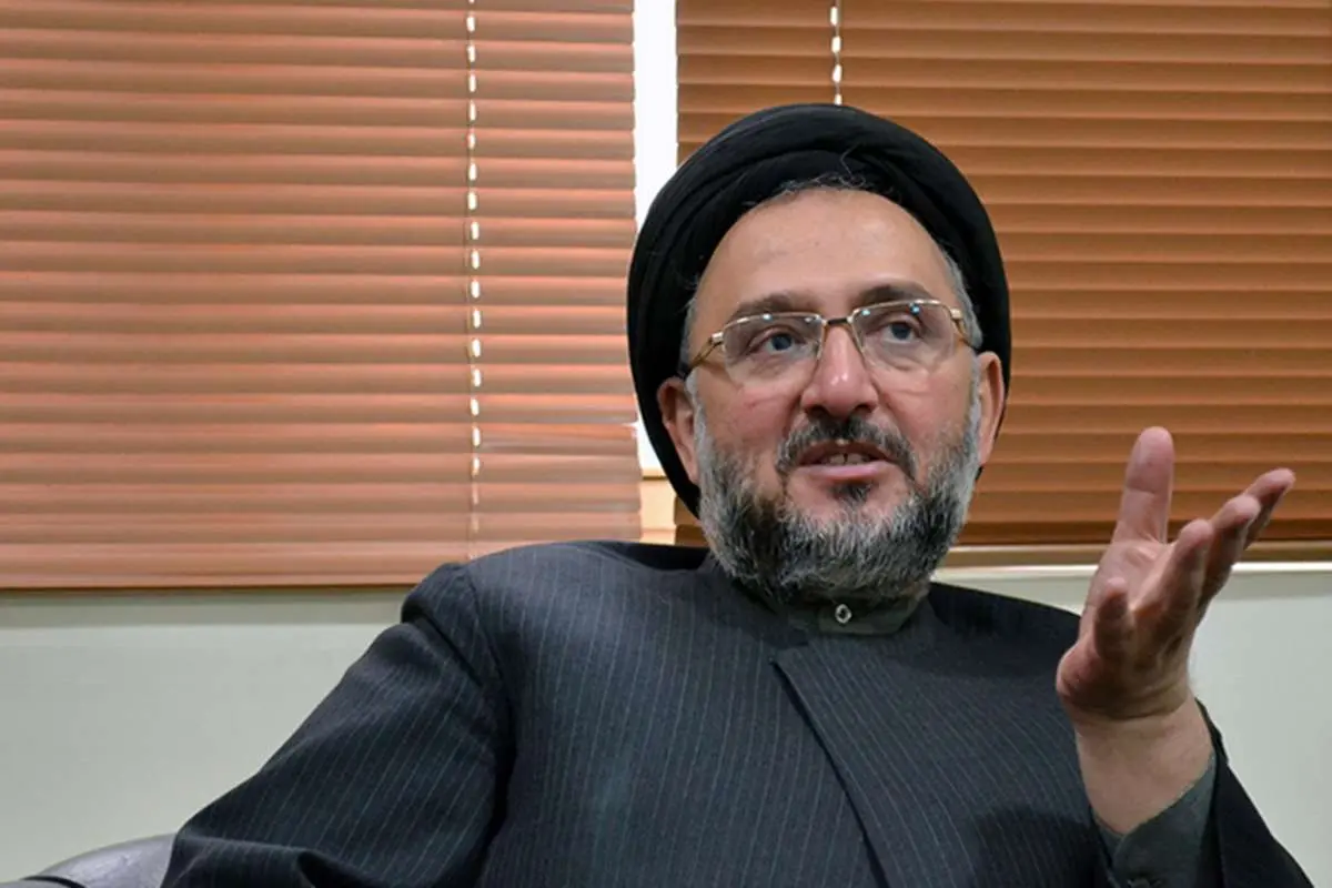 ابطحی: لاریجانی بازوی کمکی بزرگی برای کشور است