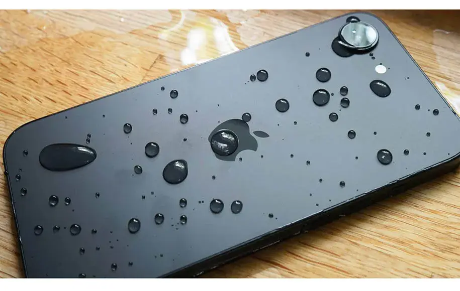 مقایسه شیائومی 14t پرو با آیفون 16e