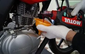 بهترین روغن برای موتور سیکلت هوندا 125