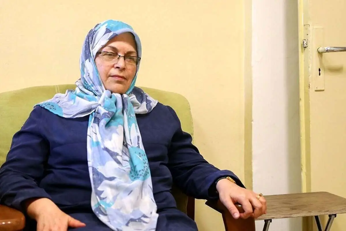 انتقاد آذر منصوری از کیهان: منافع ملی؟ هیچ، هیچ، هیچ!