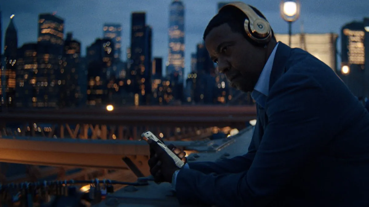 نقد فیلم «عرش تا فرش»