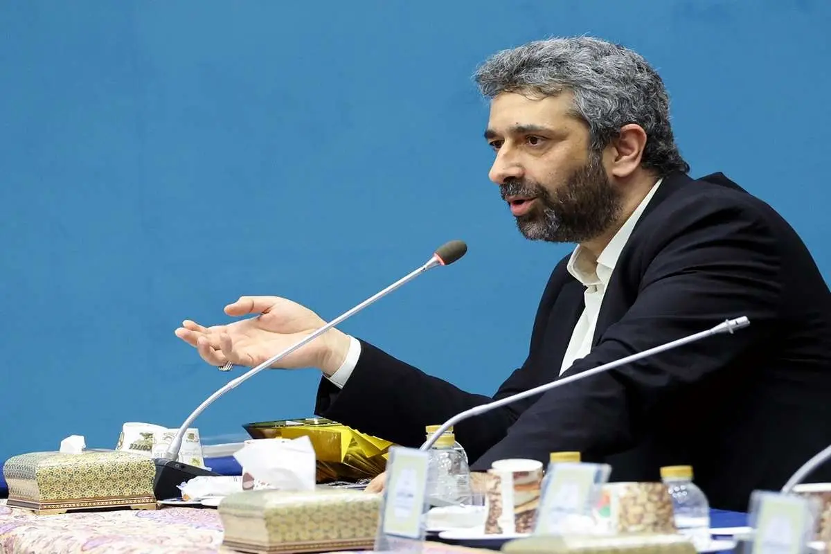 معاون اطلاع‌رسانی دفتر پزشکیان: تندروی آفت امنیت کشور است
