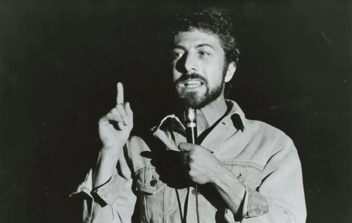 بهترین فیلم‌های داستین هافمن؛ لنی (Lenny)