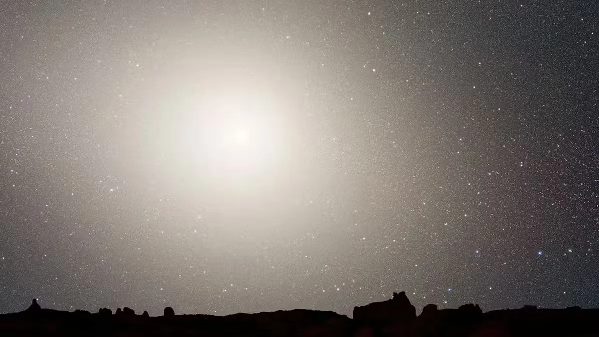 پس از توقف تشکیل ستاره و ادغام کهکشان‌ها در کهکشان‌های بیضوی عظیم، ممکن است بر اثر انبساط کیهان، مشاهده‌ی کهکشان‌های دیگر غیرممکن شود. برای تریلیون‌ها سال، ممکن است چنین چیزی منظره‌ی بدون تغییر آسمان شب باشد: یک کهکشان بیضوی سرخ‌گرای تنها.