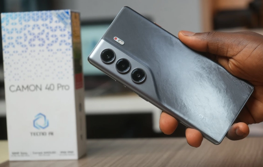 نرم‌افزاری و سخت‌افزاری