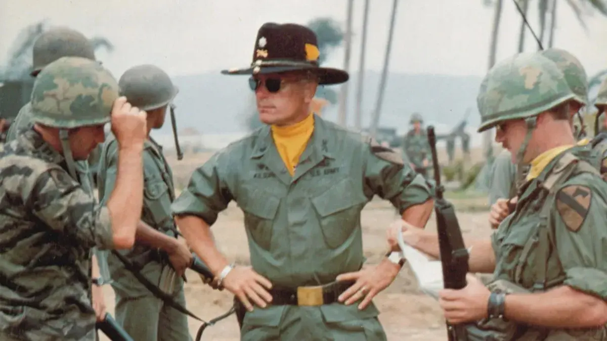 «اینک آخرالزمان»