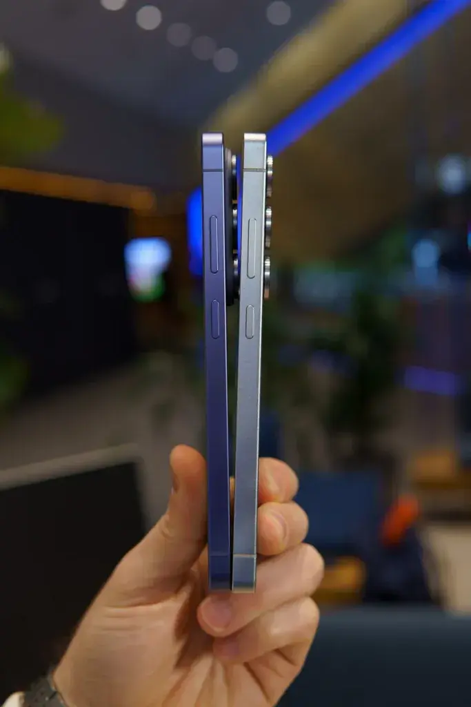 مقایسه گلکسی S26 اولترا با S25 اولترا؛ طراحی و ابعاد