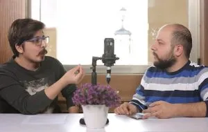 آنچه شما گفتید: بازی کردن با کنسول دستی یا موبایل
