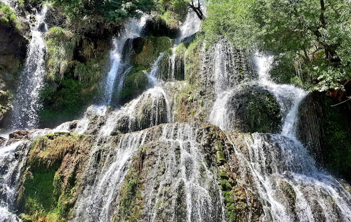 آبشار نیاسر