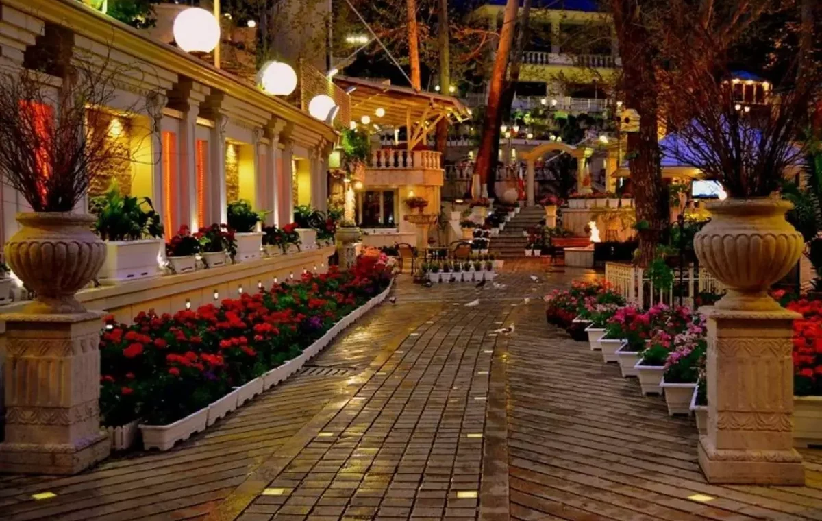 جاهای دیدنی تهران در شب