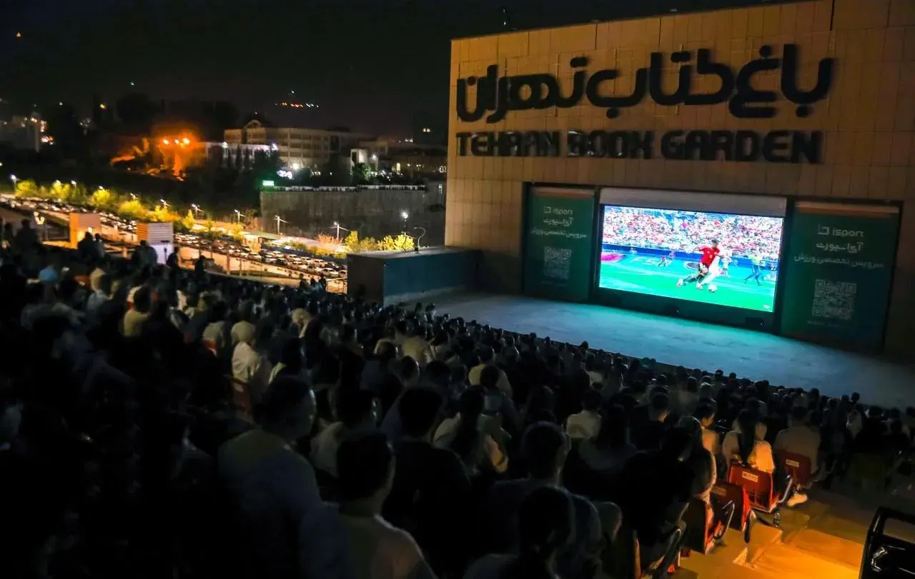 جاهای دیدنی تهران در شب