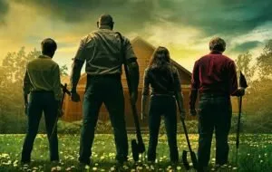 10 فیلم ترسناک که در کلبه‌های متروک اتفاق می‌افتند
